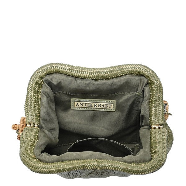 Scallop Shape Crossbody Bag